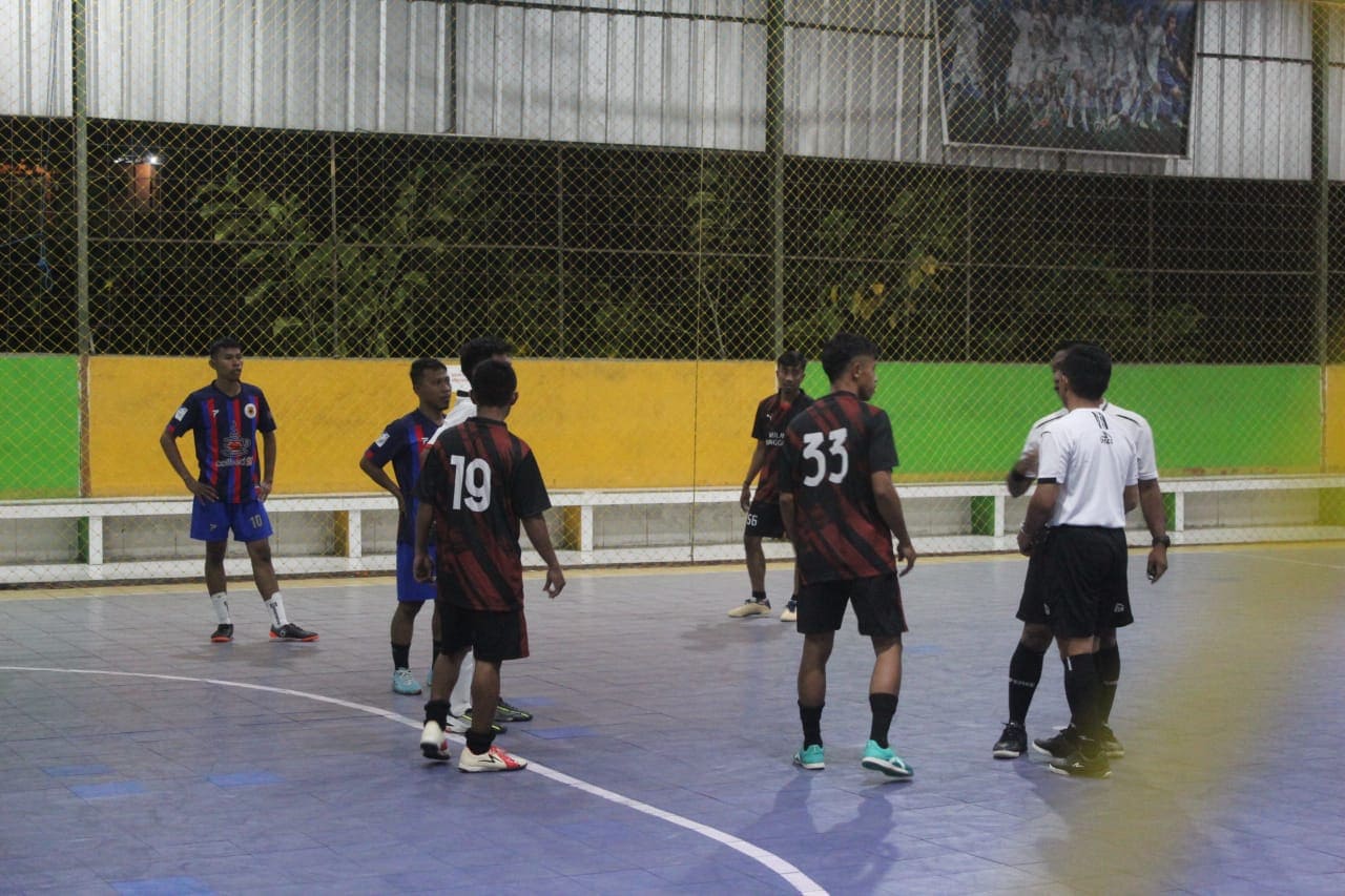 FUTSAL OPEN TOURNAMENT. Klub Futsal di tiga Kabupaten Banggai bakal berlaga memperebutkan hadiah dan trophy